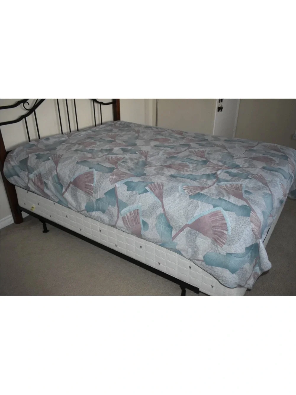 Vintage 80s/90s Full Queen Comforter Blanket 2 SIDE VIEW Floral Fan Geometric